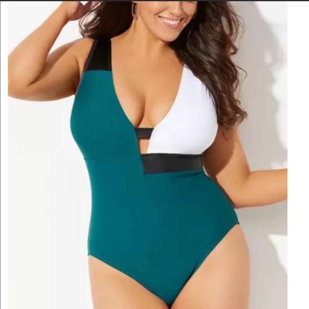 NWT gabifresh one piece swimsuit with cute cut outs